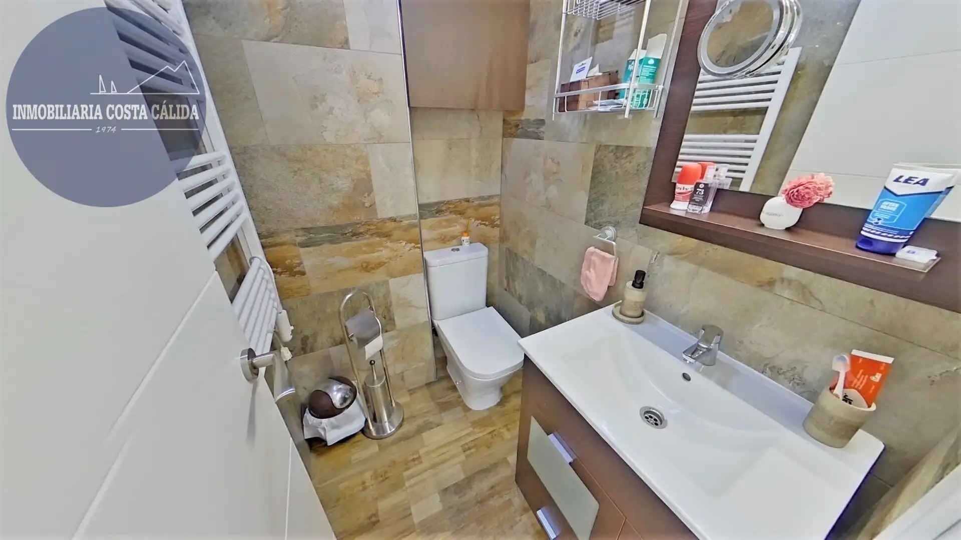 Baño de Piso en venta en Águilas con Aire acondicionado, Calefacción y Trastero