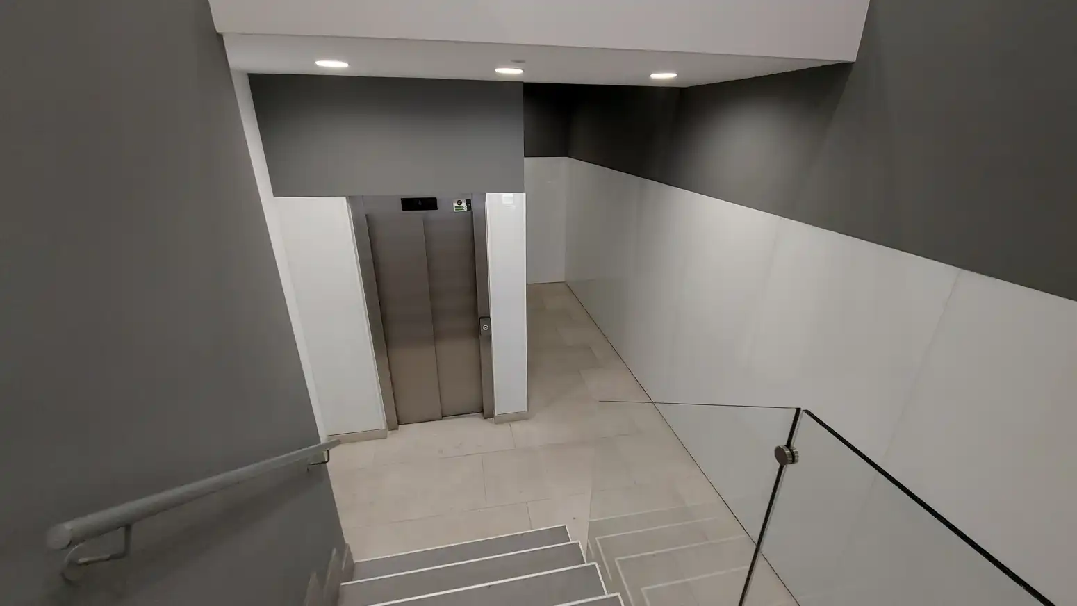 Büro mit Aufzug zur Miete in Logroño - General Vara de Rey
