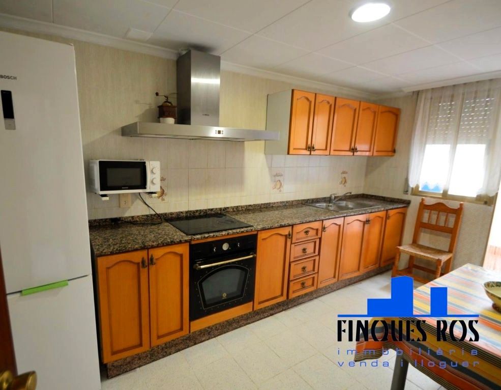 Single-family semi-detached for sale in Casco Urbano