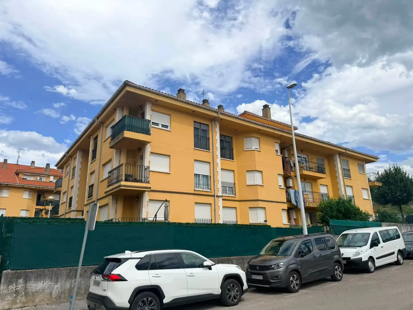 Wohnung zur Miete in Calle la Garoja, Cartes