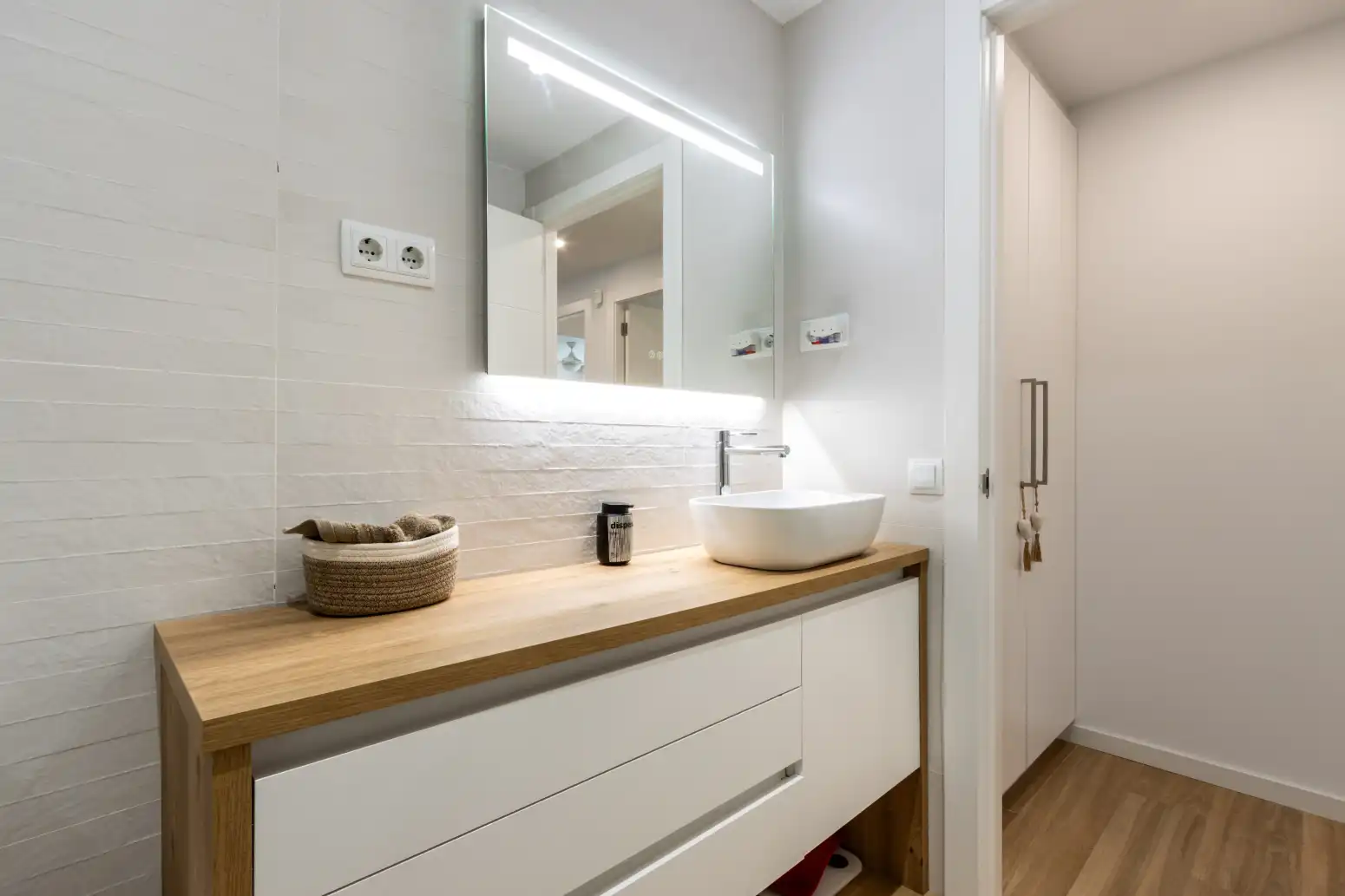Bathroom of Houses for sale in Ponent