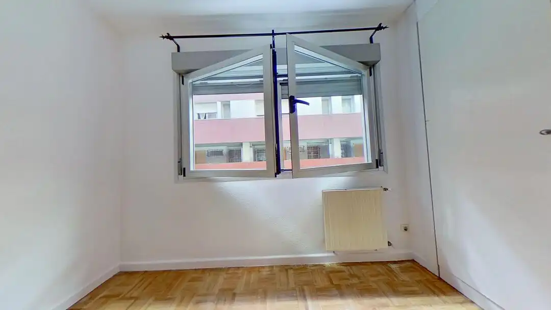 Appartamento con ascensore in affitto a Avenida de la Perla, imagen 30