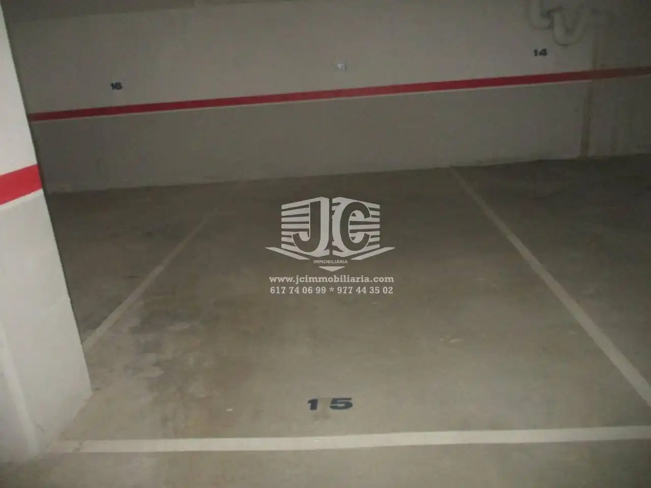 Einzelparkplatz zum Verkauf in Calle FREGINALS, imagen 4