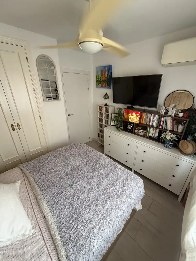 Habitación de Piso en venta en  Madrid Capital con Aire acondicionado y Piscina