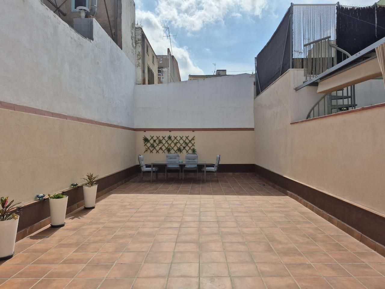 Terrassa de Casa o xalet en venda en Terrassa amb Aire condicionat, Calefacció i Terrassa