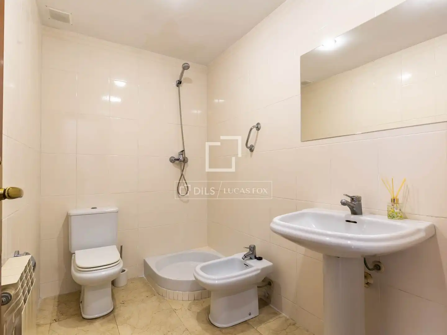 Badezimmer von Wohnung zum Verkauf in Sant Just Desvern mit Terrasse und Balkon