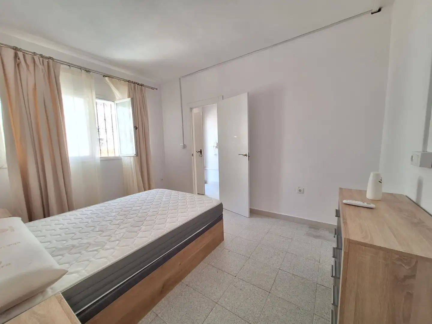 Bedroom of Houses for sale in Sotogrande  with Air Conditioner, Heating and Terrace