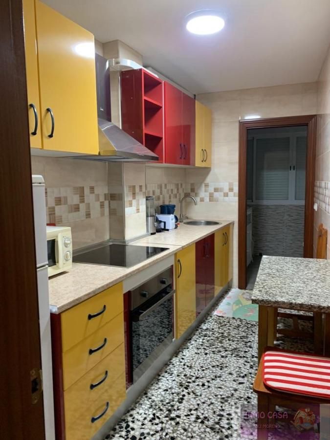 Cuina de Apartament de lloguer en Mijas amb Moblat, Forn i Rentadora