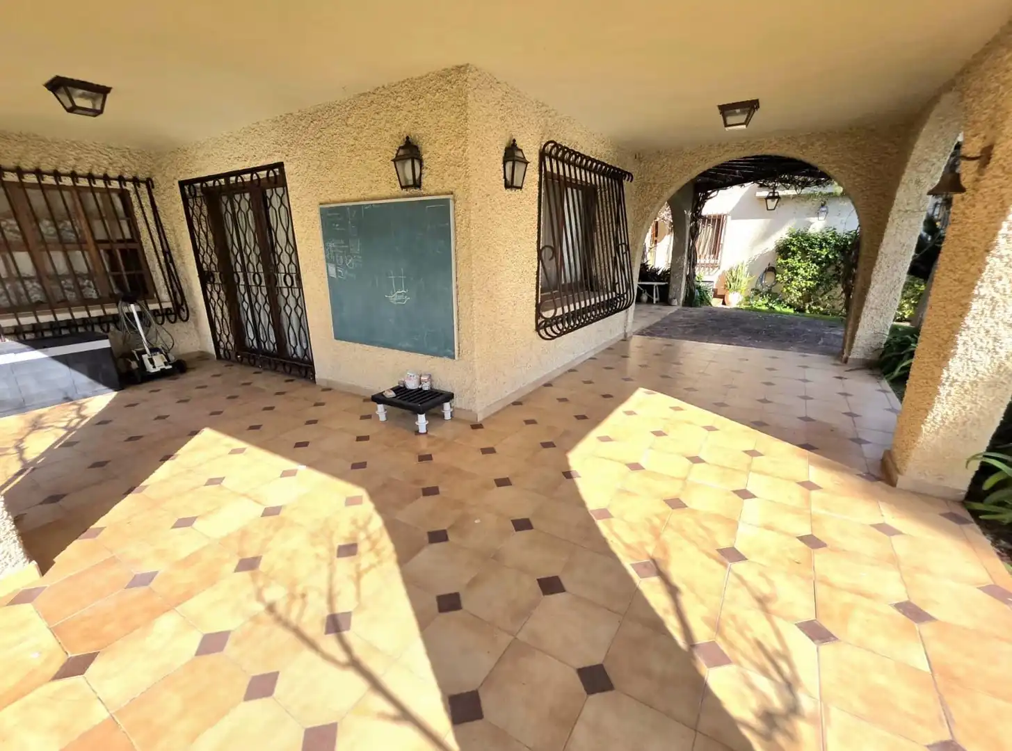 Terrassa de Casa o xalet en venda en Castellón de la Plana / Castelló de la Plana amb Calefacció, Jardí privat i Terrassa