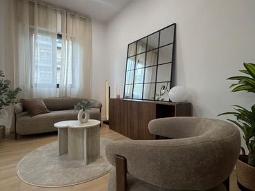 Piso con ascensor en venta en Calle Matemático Pedrayes