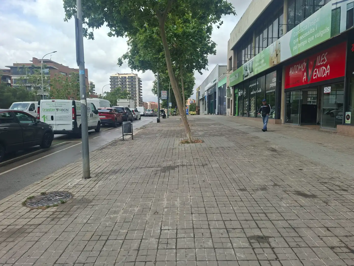 Vista exterior de Garatge de lloguer en L'Hospitalet de Llobregat