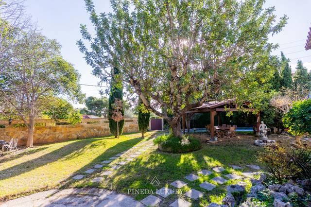 Casa-chalet en Venta en Entrepinos