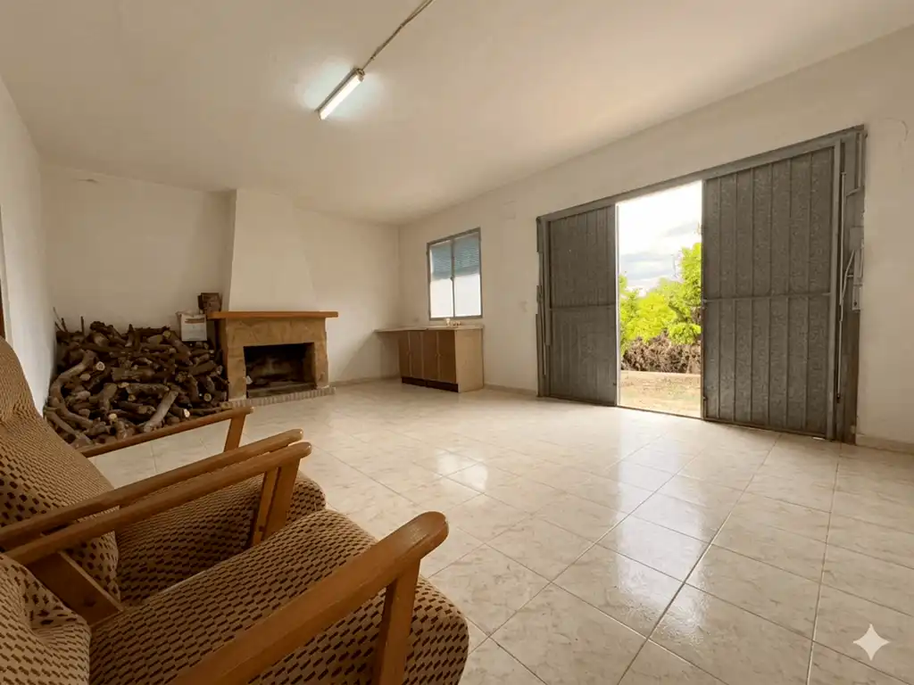 Sala d'estar de Finca rústica en venda en Sanet y Negrals amb Calefacció i Jardí privat