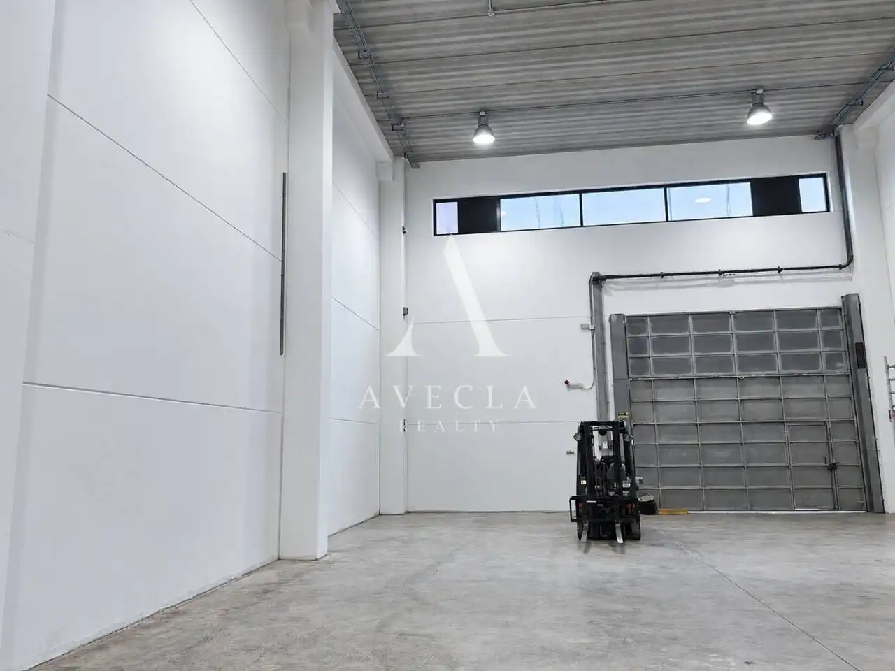 Nave industrial con ascensore in affitto a Calle Pintor Isidre Nonell 120, imagen 3