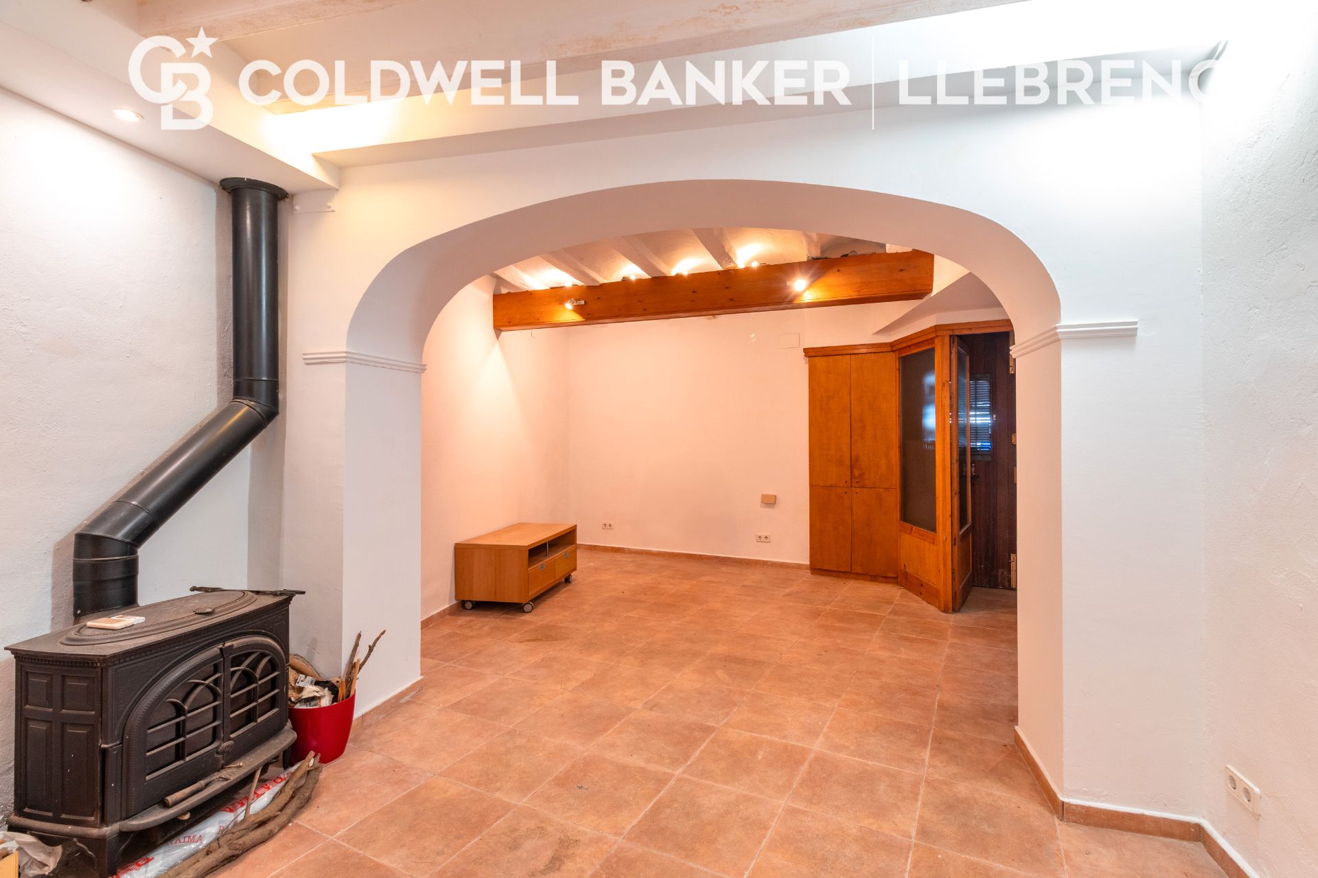 Duplex for sale in  Barcelona Capital  with Air Conditioner, Oven and Washing machine