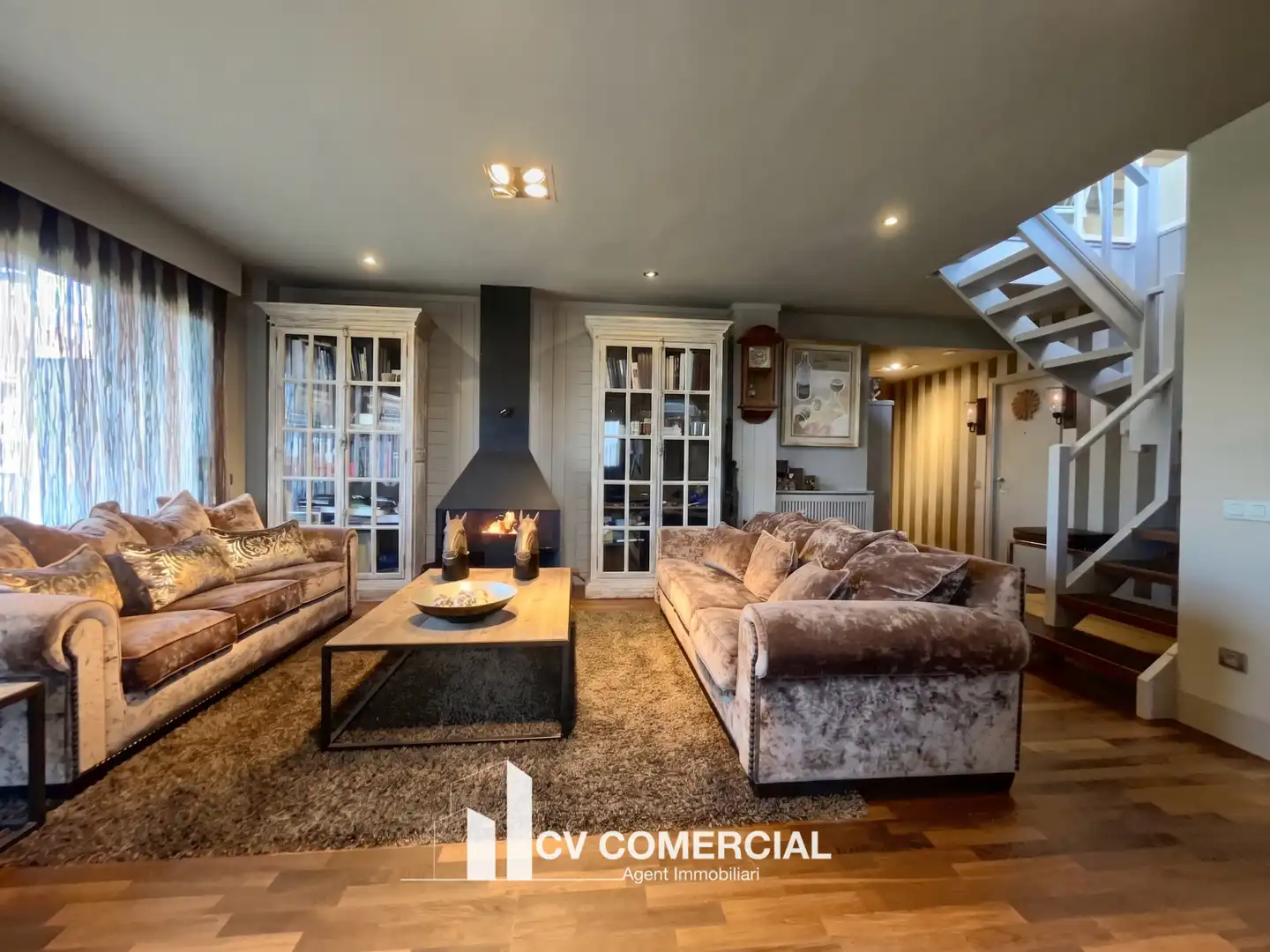 Sala de estar de Ático en venta en Tiana con Aire acondicionado, Calefacción y Parquet