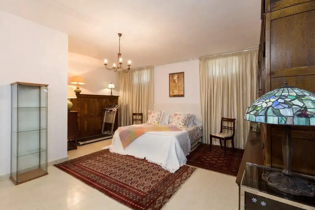 Habitación de Casa o chalet en venta en Benahavís con Aire acondicionado, Calefacción y Terraza