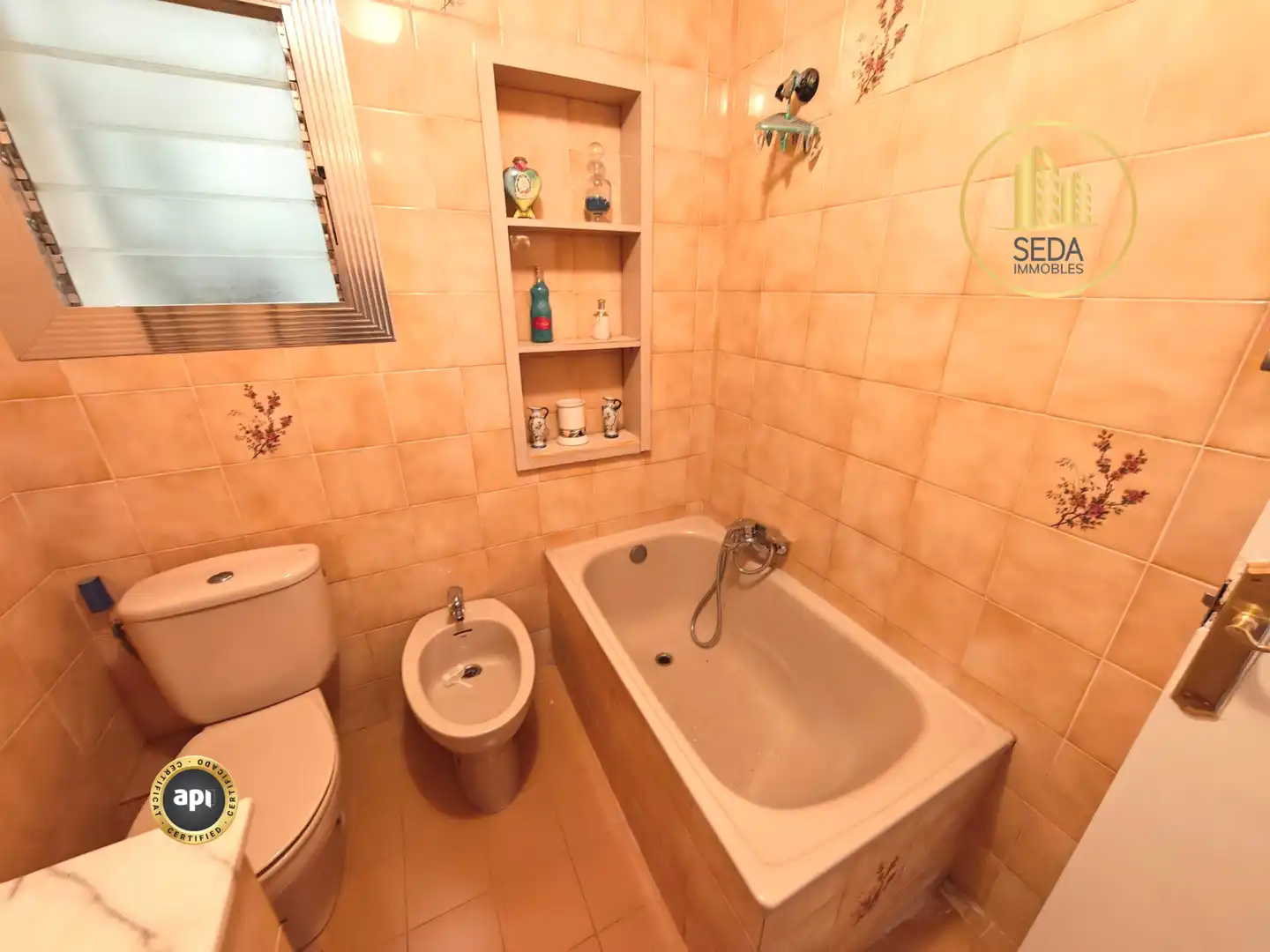 Bathroom of Flat for sale in Terrassa