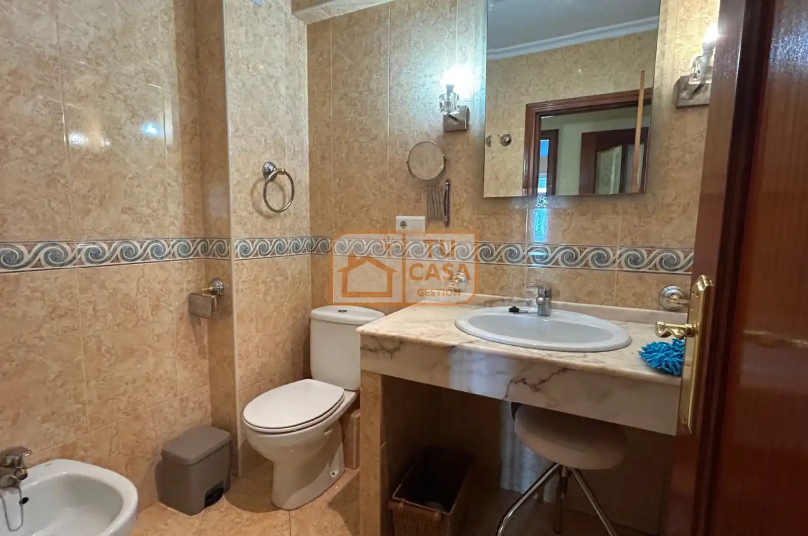 Bany de Pis de lloguer en Cáceres amb Aire condicionat, Calefacció i Parquet