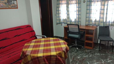Foto 2 de Apartamento de alquiler en Centro - Sagrario, Granada Capital