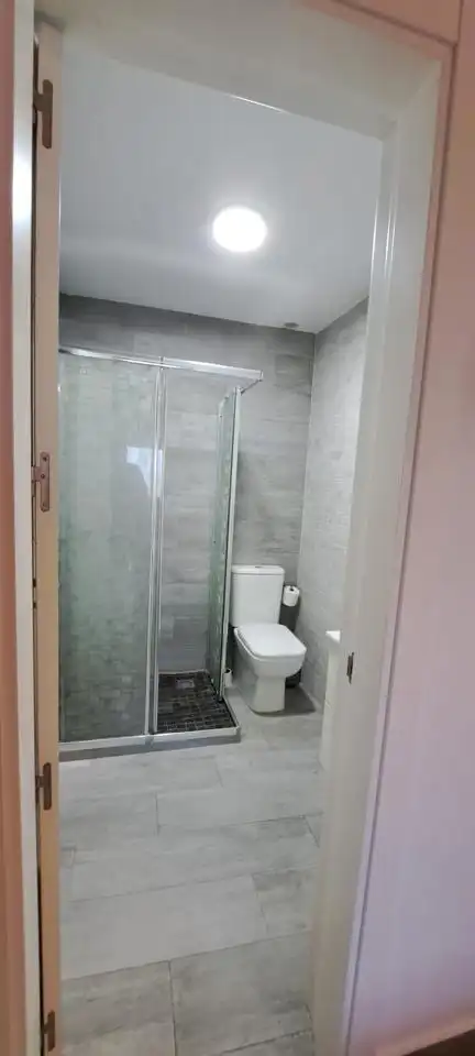 Baño de Planta baja de alquiler en Málaga con Amueblado