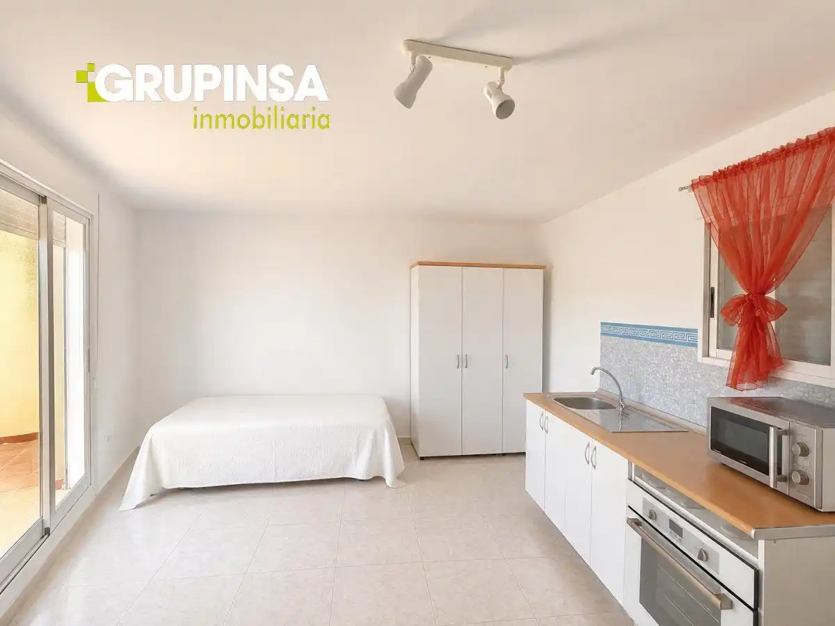 Bedroom of Duplexes for sale in Oropesa del Mar / Orpesa  with Air Conditioner, Terrace and Balcony