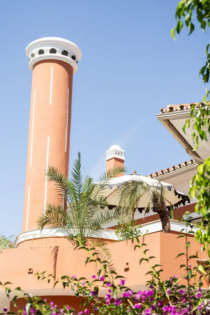 Vista exterior de Casa o xalet en venda en Alhaurín de la Torre amb Terrassa