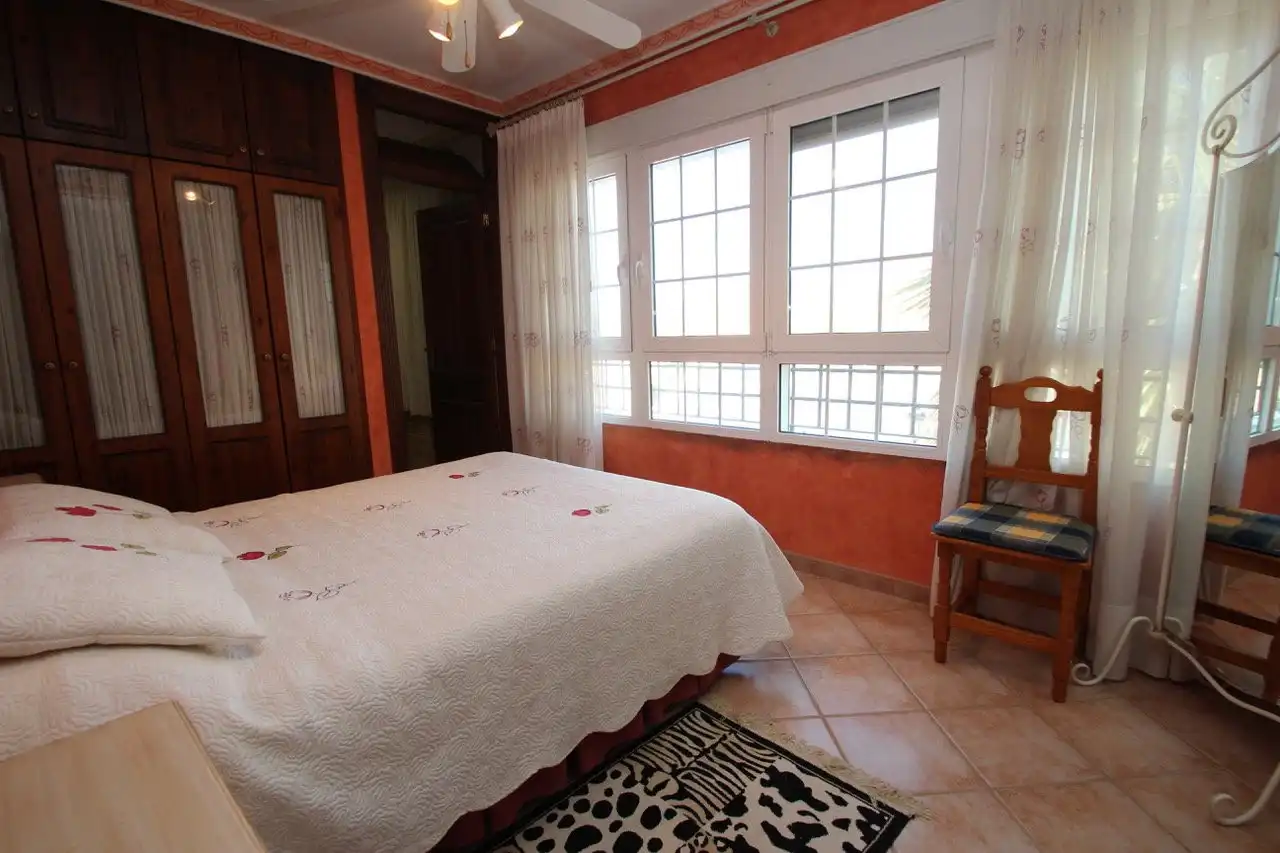 Habitación de Finca rústica en venta en Orihuela con Jardín privado