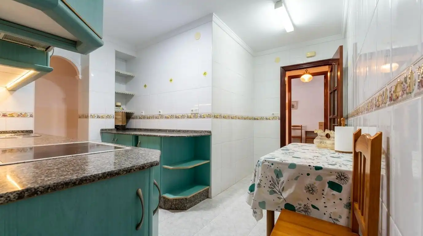 Kitchen of Flat for sale in Cádiz