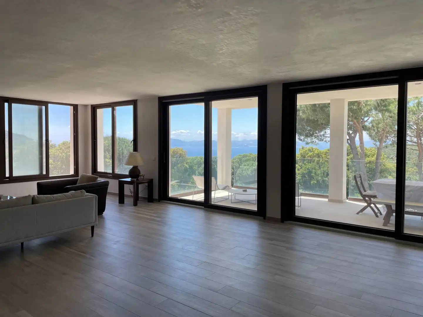 Sala d'estar de Casa o xalet en venda en Tarifa amb Jardí privat, Terrassa i Traster