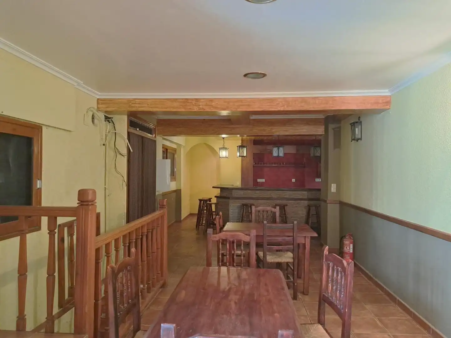 Casa adosada en venda en Requena amb Terrassa, Traster i Balcó