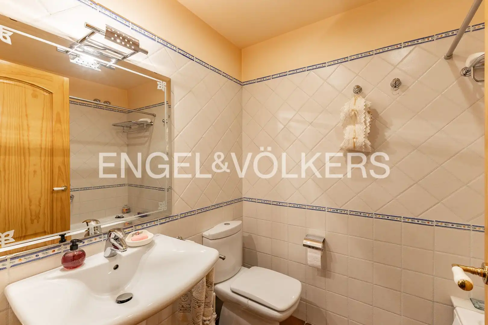 Casa con jardín en venta en Nucli Urbà, imagen 39