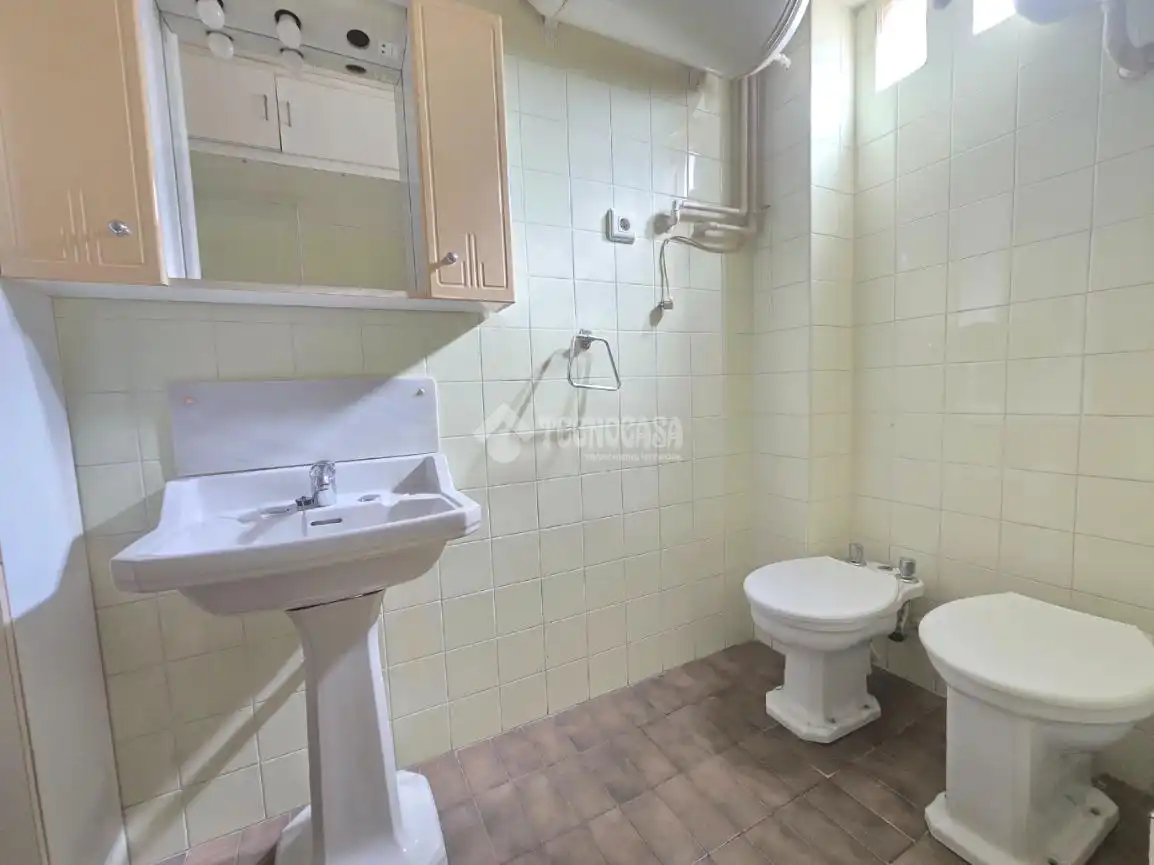 Baño de Piso en venta en Valencia con Balcón