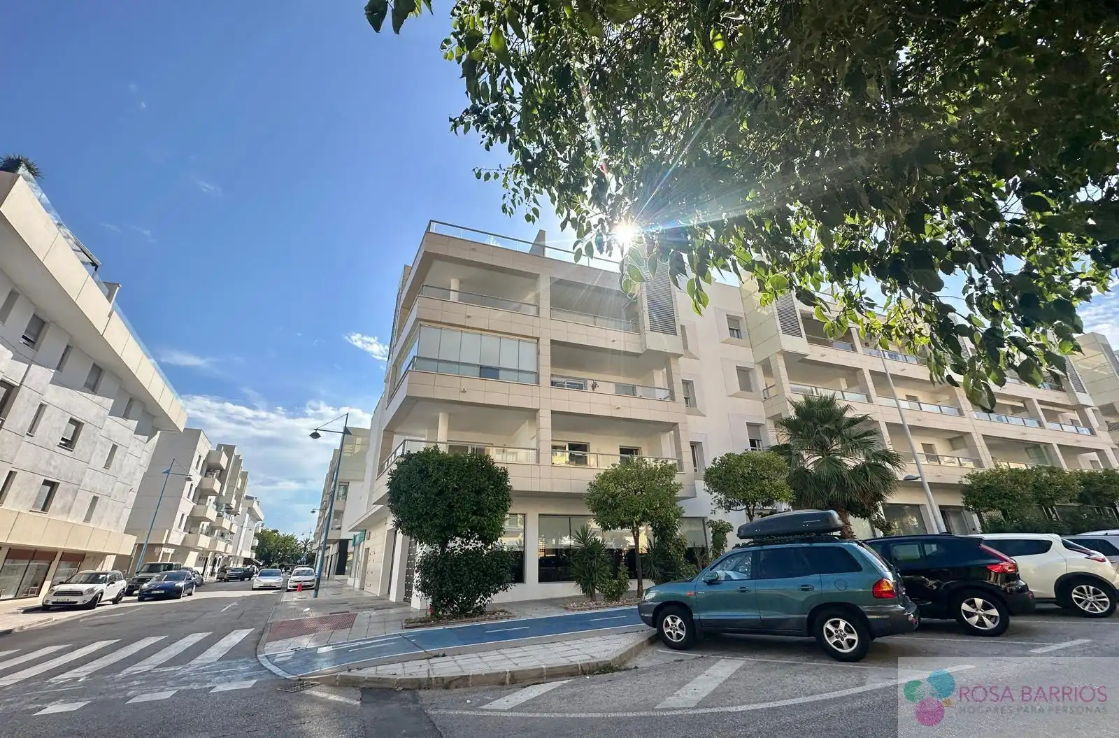 Außenansicht von Dachboden zum Verkauf in Marbella mit Klimaanlage, Terrasse und Möbliert