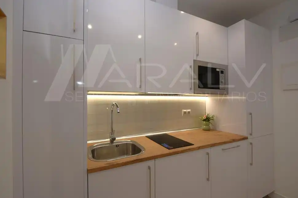Apartament amb ascensor en venda a Calle de los Relatores, imagen 9