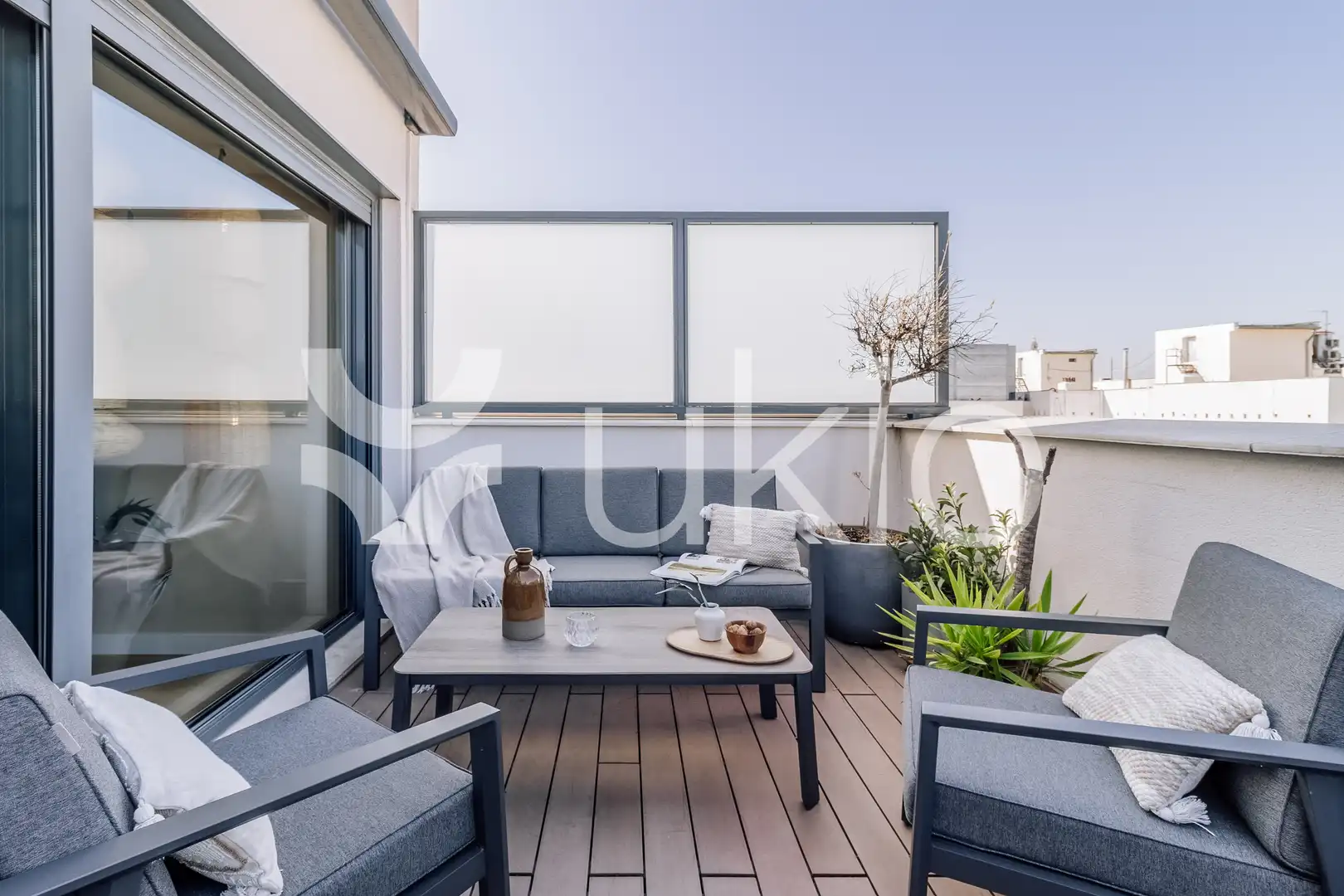 Terrace of Flat for rent in Madrid  with Air Conditioner, Terrace and Furnished