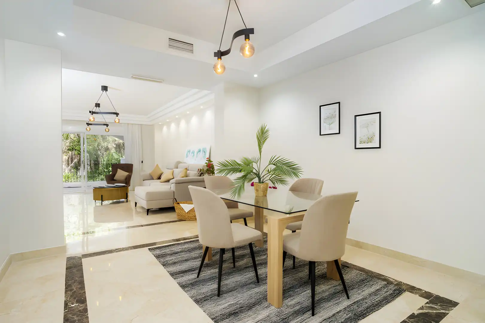 Comedor de Apartamento en venta en Marbella con Aire acondicionado, Terraza y Piscina