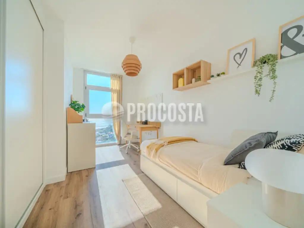 Dormitori de Casa adosada en venda en Almuñécar amb Aire condicionat, Calefacció i Terrassa
