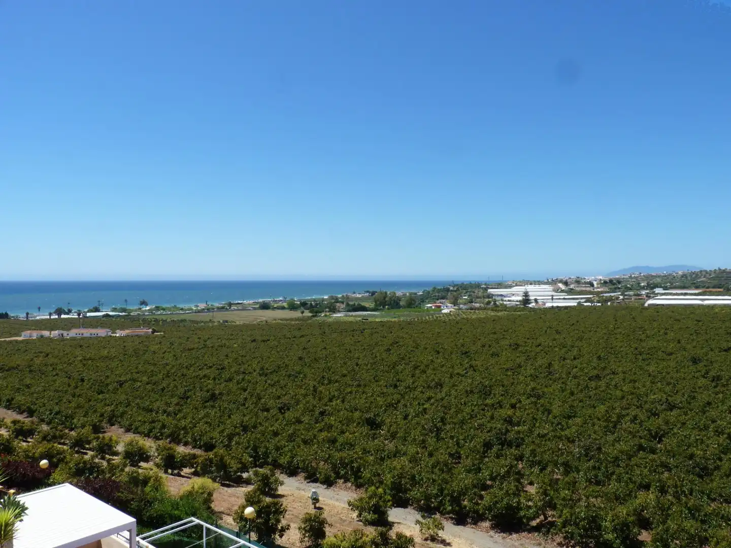 Außenansicht von Maisonette zum Verkauf in Vélez-Málaga mit Klimaanlage, Heizung und Privatgarten
