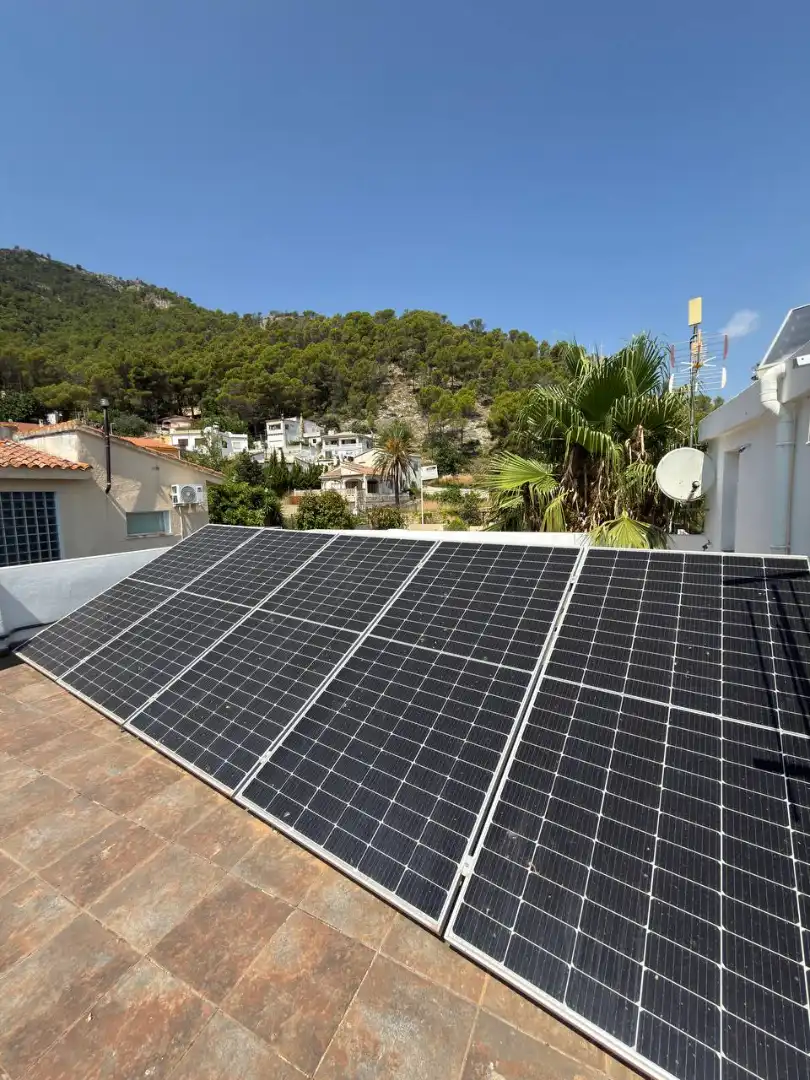 Casa con piscina en venta en Carrer del Té de Roca, imagen 3