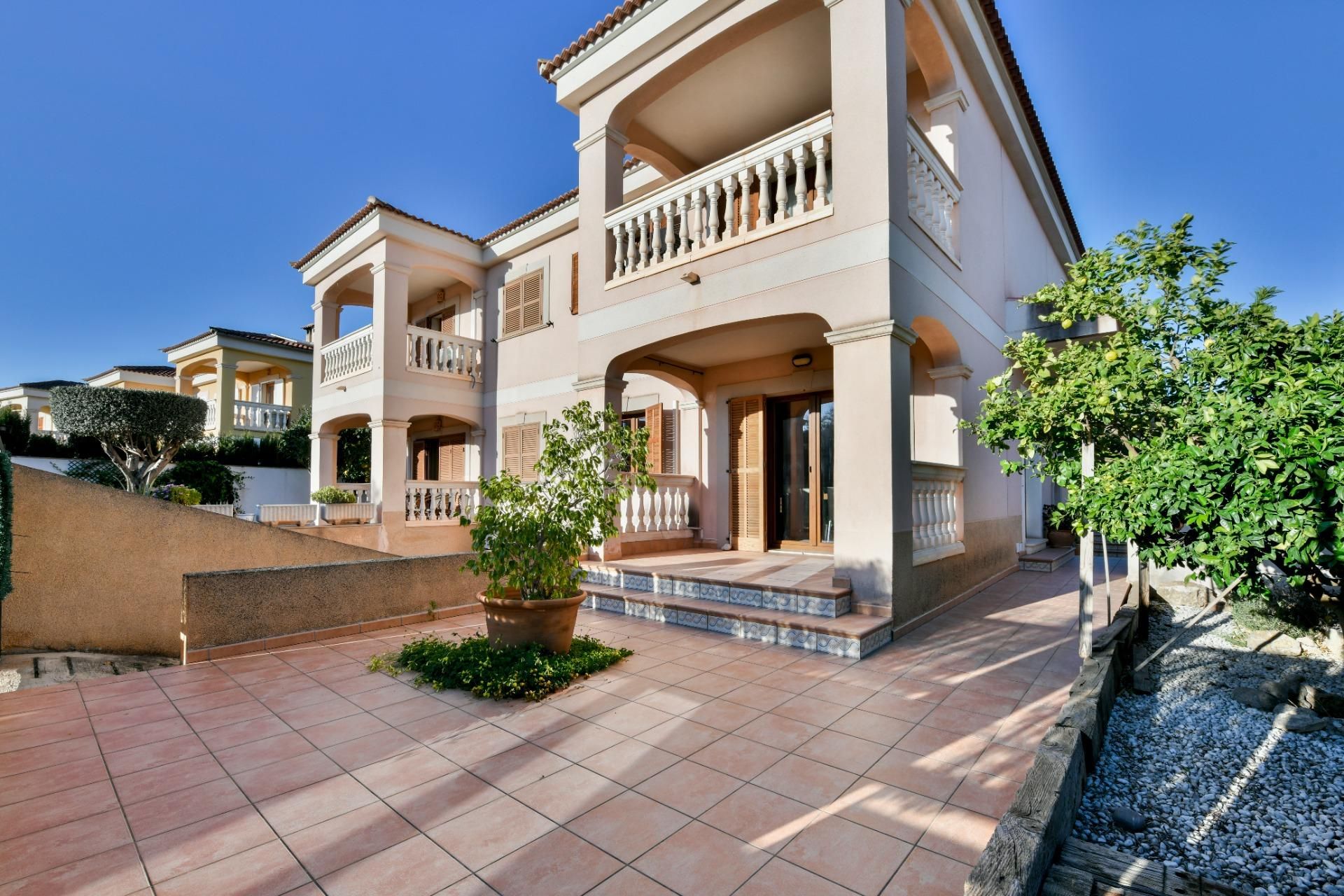 Exterior view of Single-family semi-detached for sale in Marratxí  with Air Conditioner and Terrace