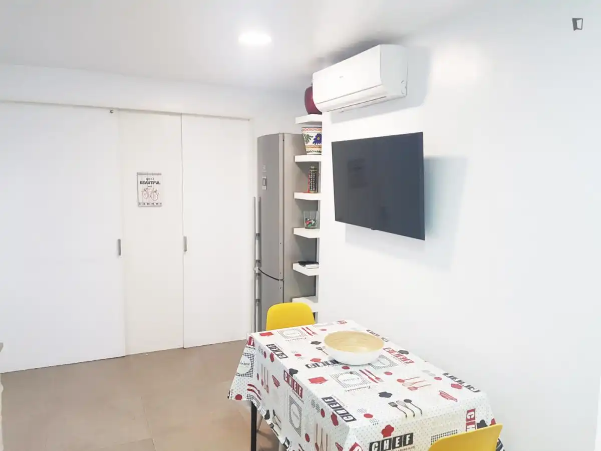 Apartments for rent in Mont-Olivet