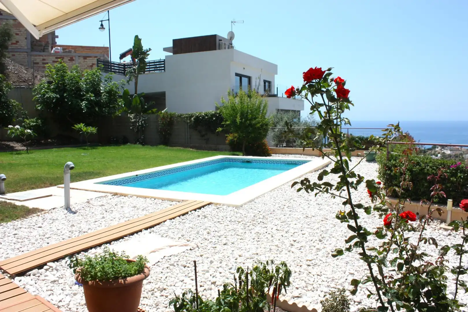 Piscina de Casa o xalet en venda en Torrox amb Aire condicionat, Jardí privat i Piscina