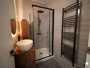 Baño de Estudio en venta en Madrid con Aire acondicionado, Calefacción y Trastero