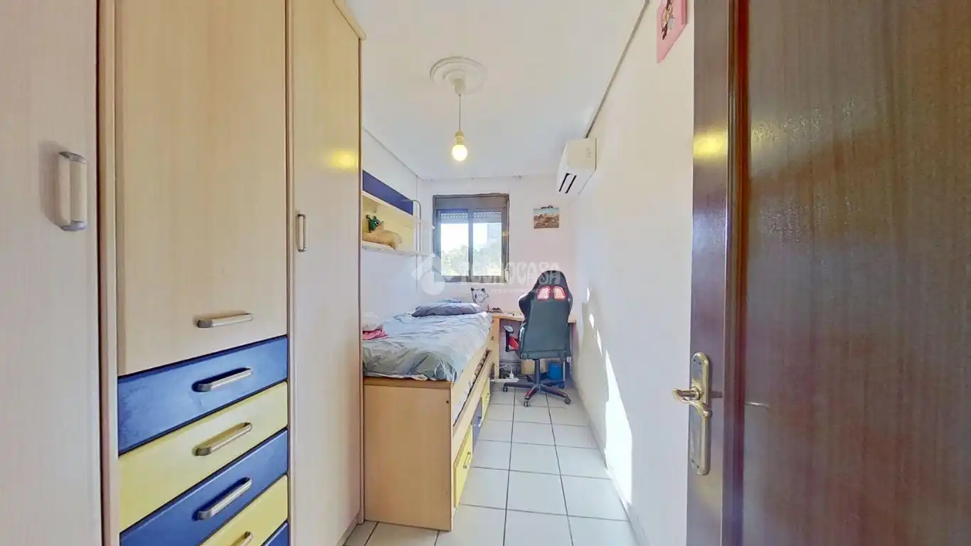 Bedroom of Flat for sale in Badia del Vallès  with Air Conditioner, Storage room and Balcony