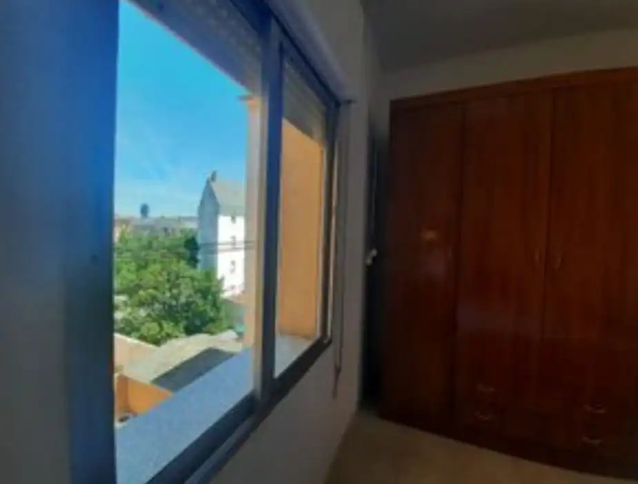 Dormitori de Pis en venda en Ponferrada amb Terrassa, Moblat i Forn