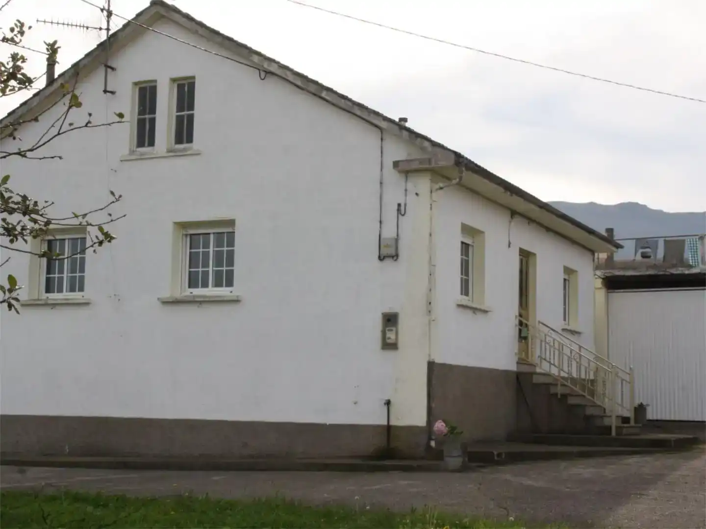 Außenansicht von Country house zur Miete in Ribadeo mit Möbliert