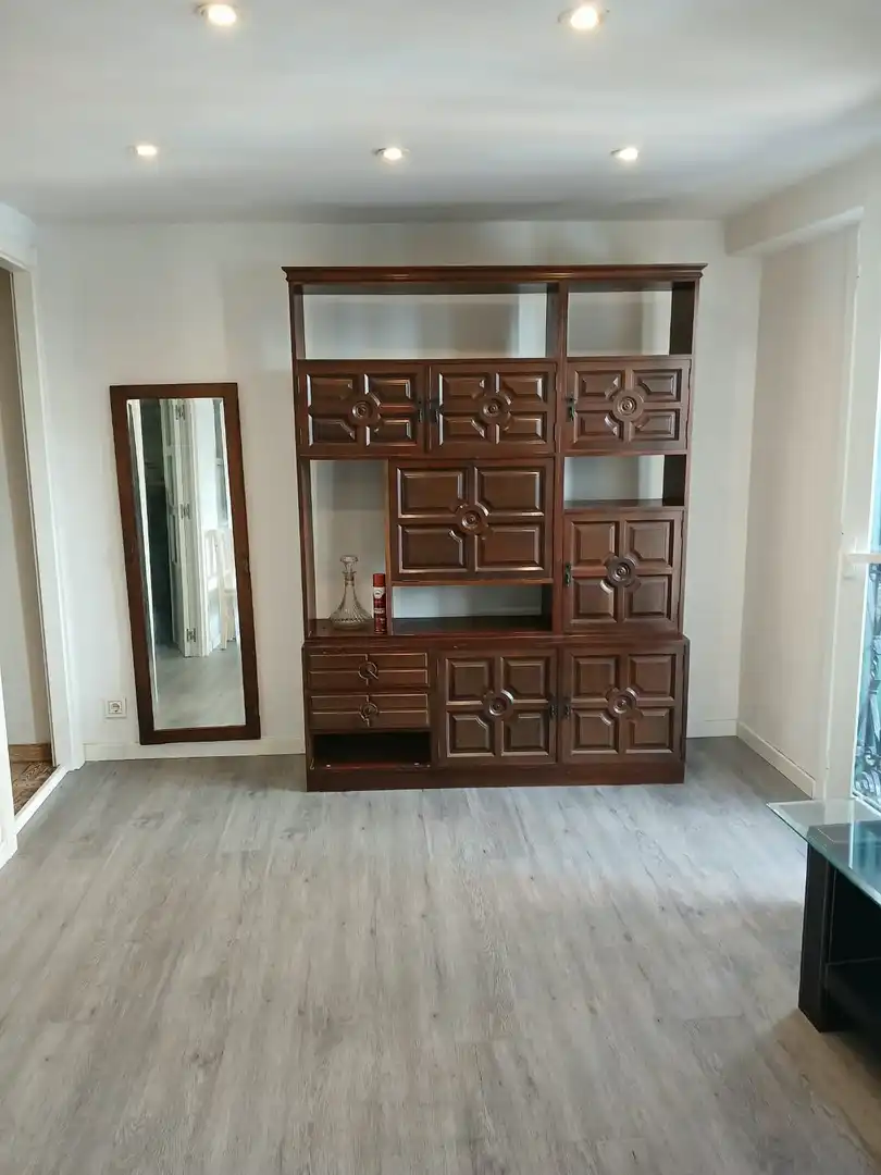 Wohnzimmer von Wohnung zur Miete in Irun  mit Heizung