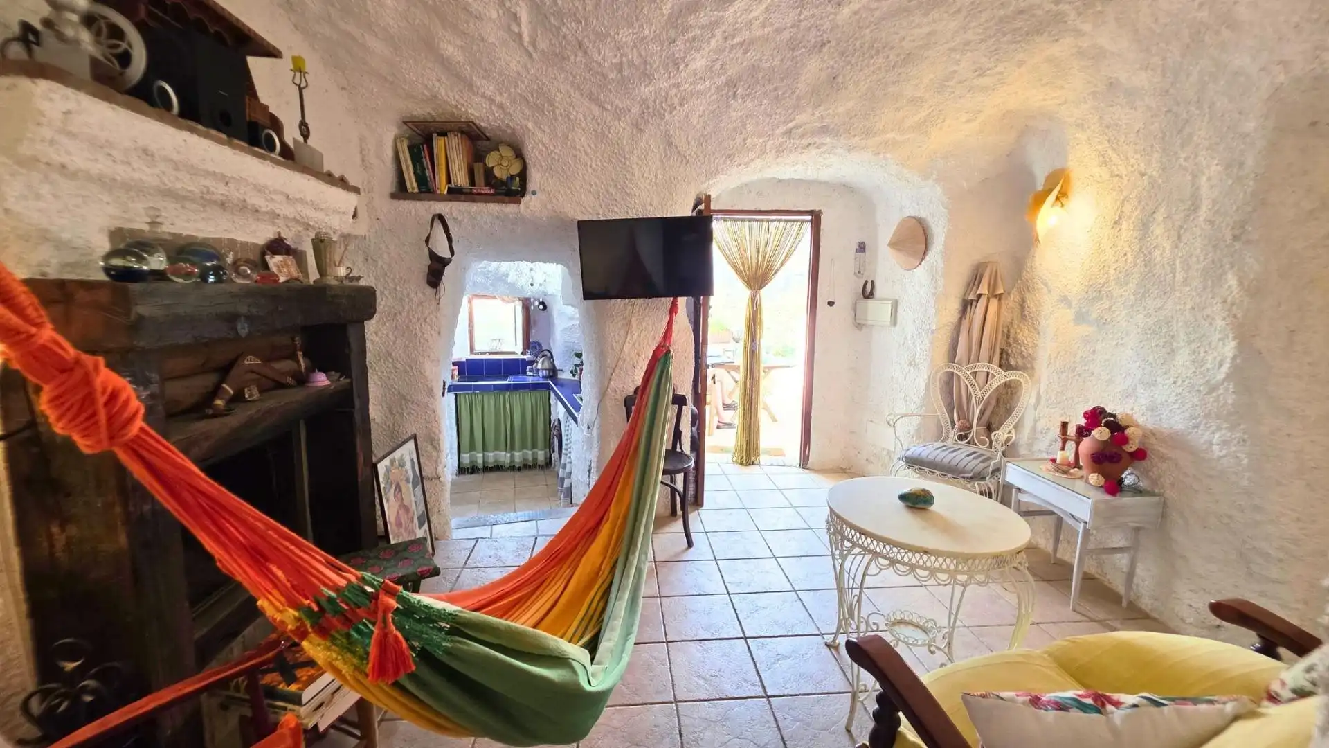Sala d'estar de Casa o xalet en venda en Terque amb Jardí privat i Terrassa