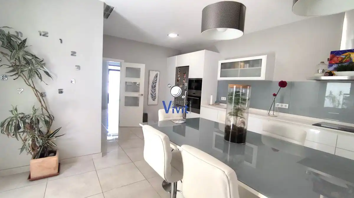 Küche von Haus oder Chalet zum Verkauf in Alcalá de Guadaira mit Klimaanlage, Terrasse und Abstellraum